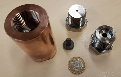 Disassembled high pressure cell